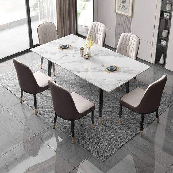 Heritage Elegant And Versatile Feast Table